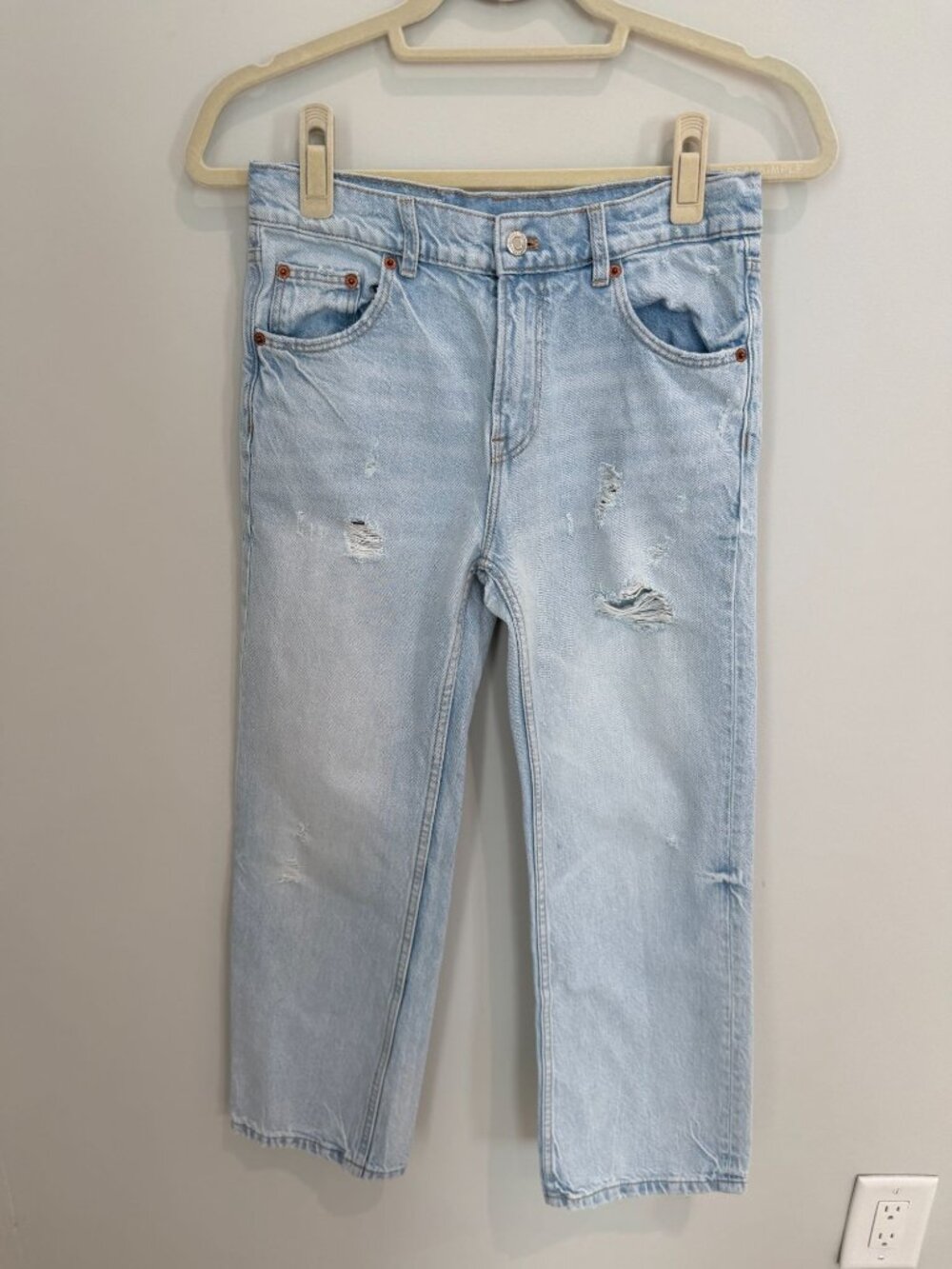 Zara Kids Distressed Light Wash Relaxed straight Jeans size 13-14